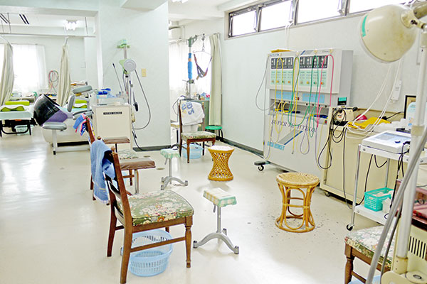 橋本接骨院施術室